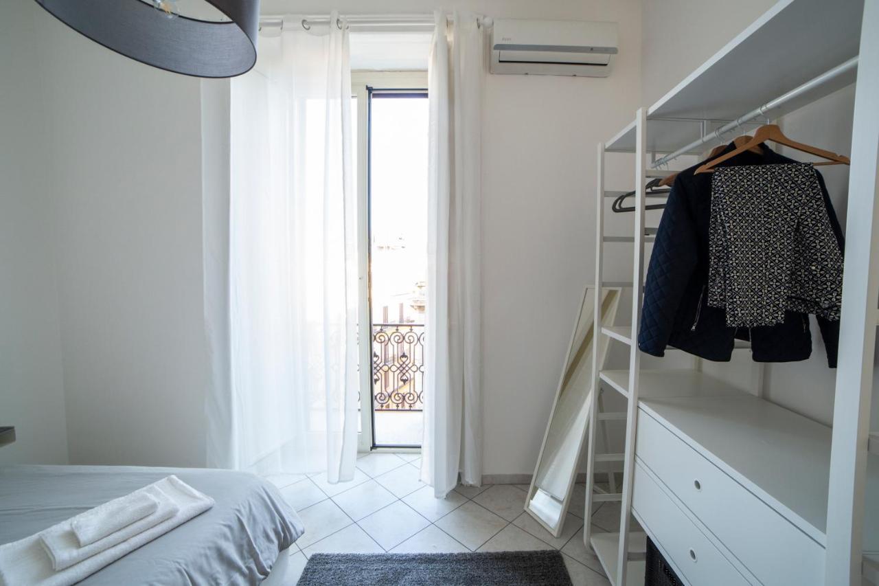 Bnb Al Centro E Meglio, Napoli 아파트 외부 사진