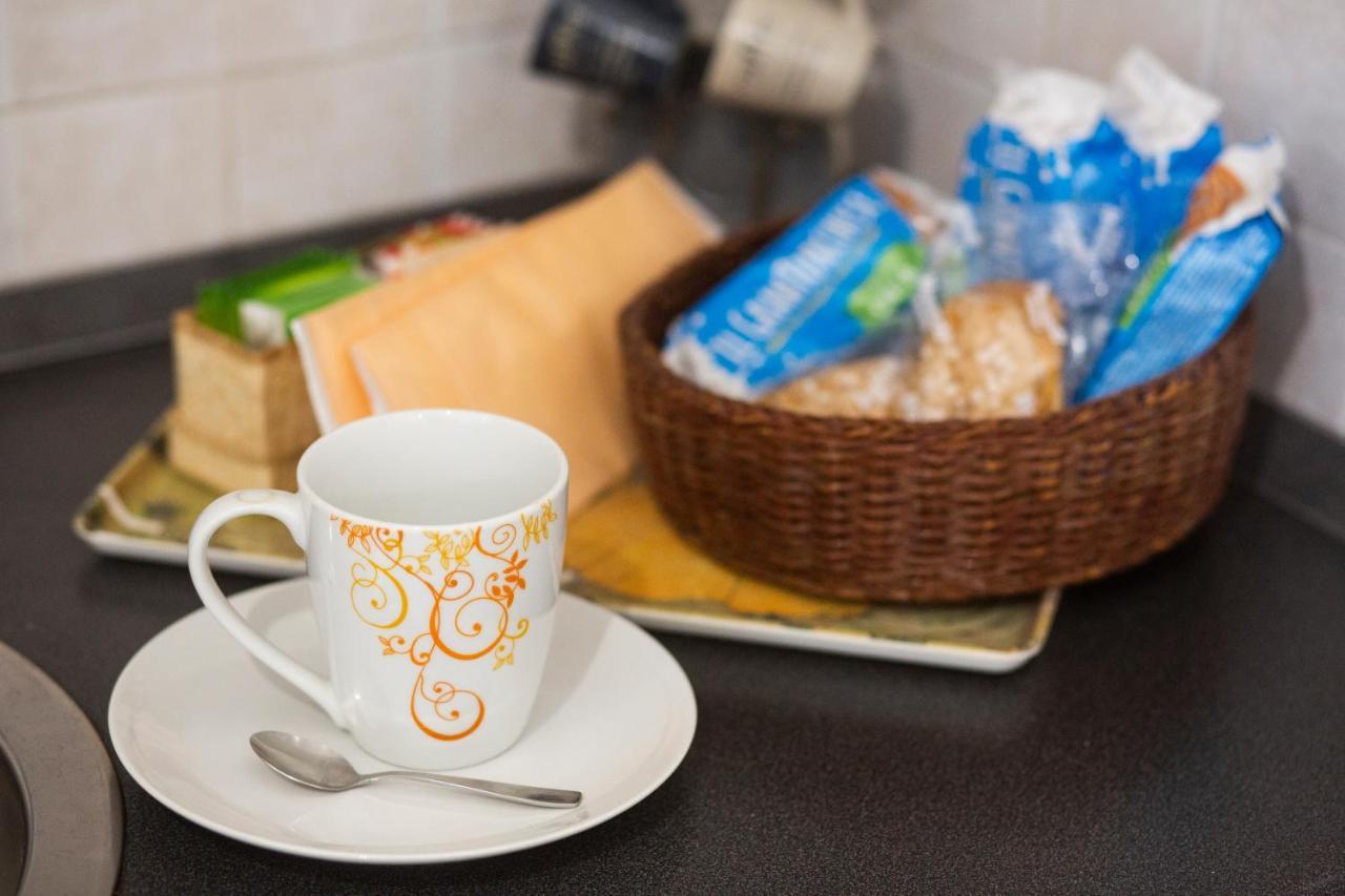 Bnb Al Centro E Meglio, Napoli 아파트 외부 사진